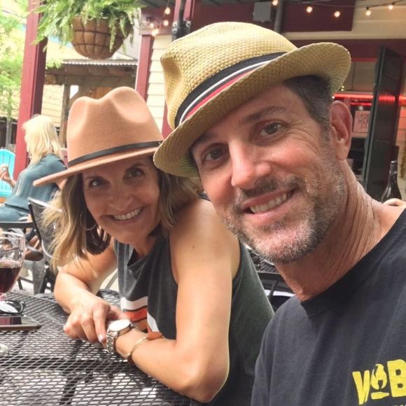 Meet your Posher, Jennifer - Picture 1 of 1